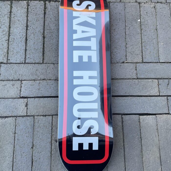 Skate House Box Logo 8,25